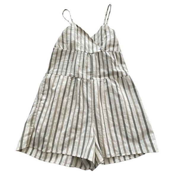 BCBGeneration Striped Romper Shorts Size XS - Picture 1 of 6